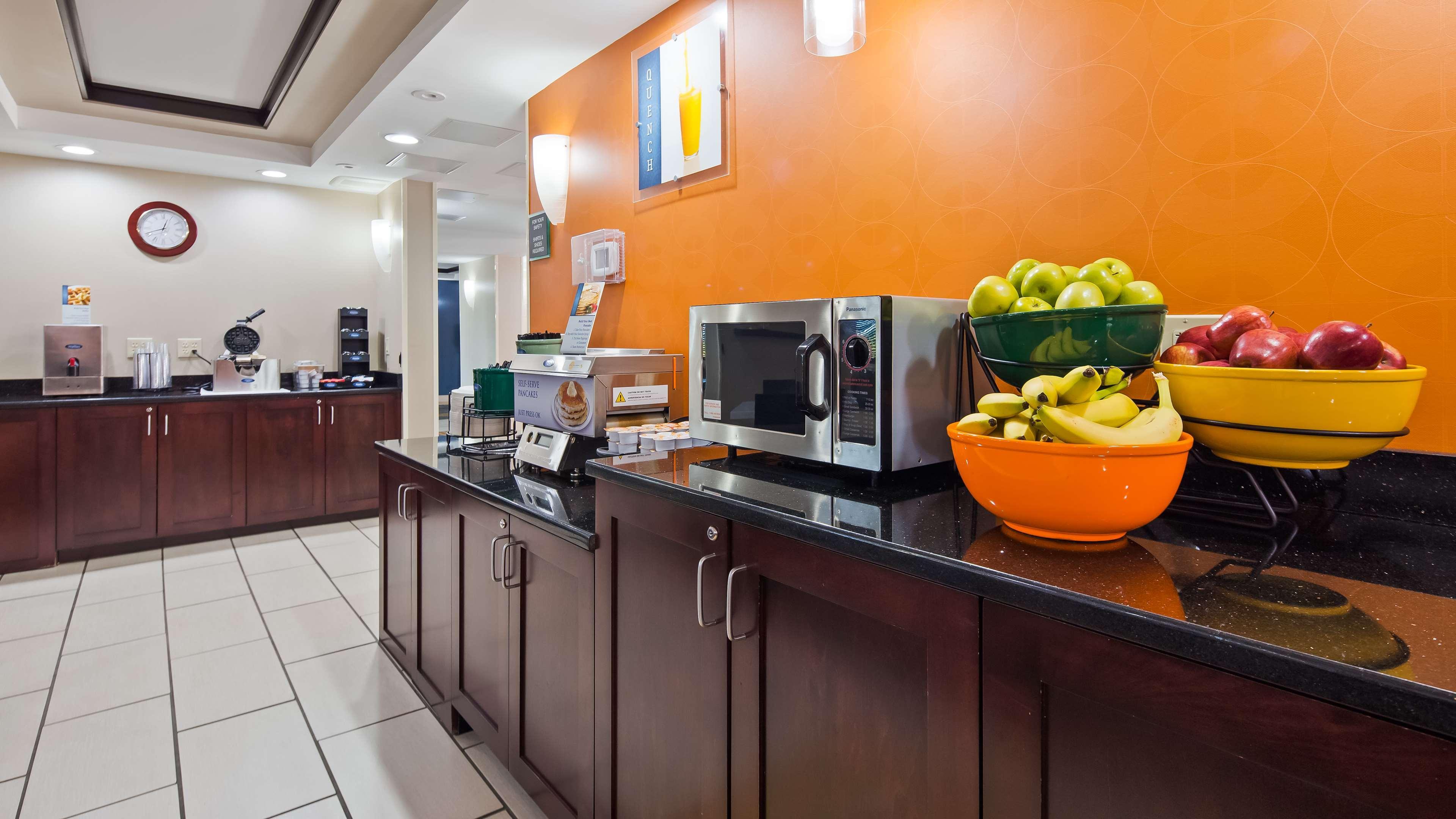 Best Western Plus Keene Hotel Zewnętrze zdjęcie