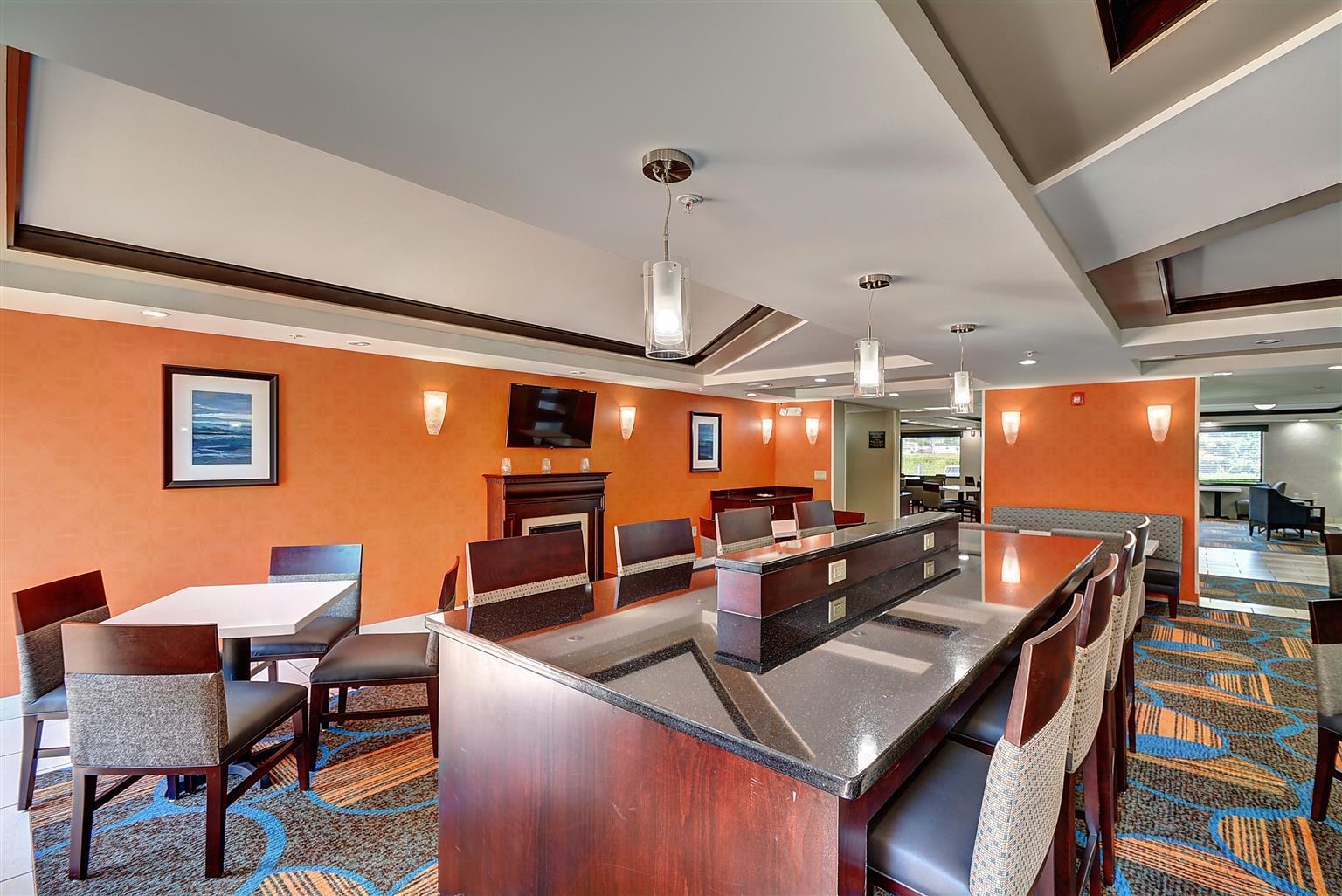Best Western Plus Keene Hotel Zewnętrze zdjęcie