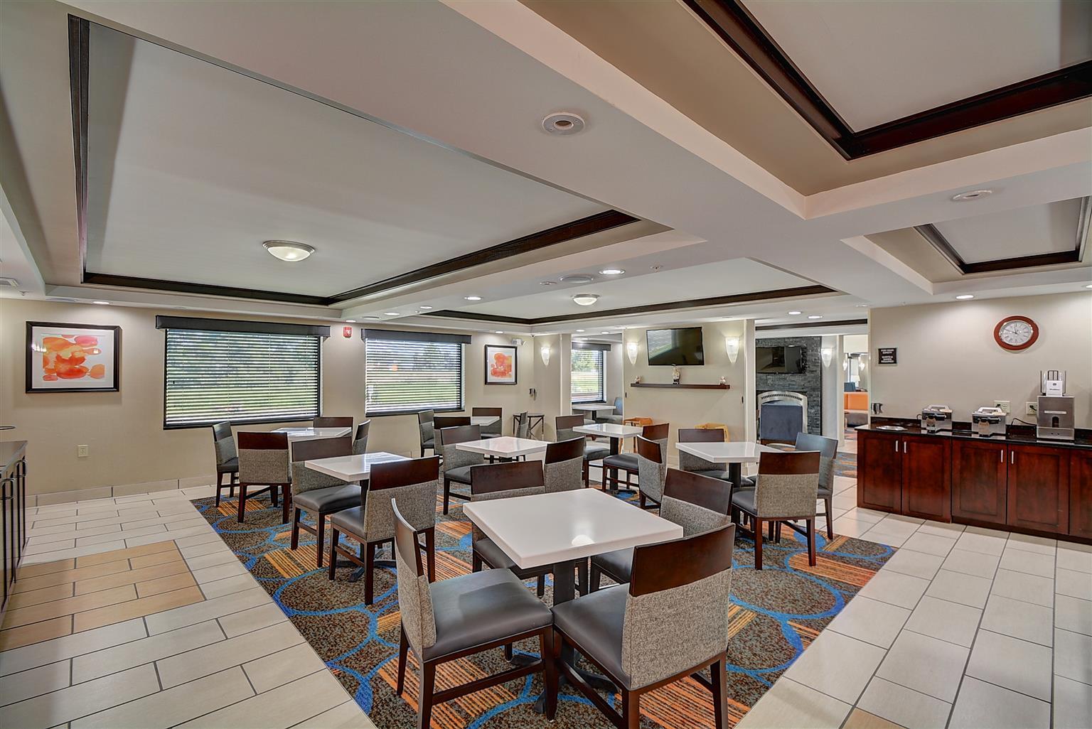 Best Western Plus Keene Hotel Zewnętrze zdjęcie